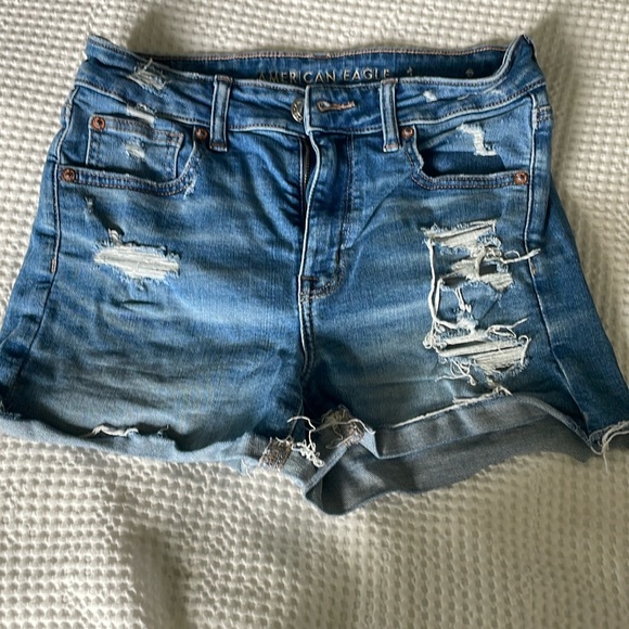 American Eagle shorts size 6 - Picture 1 of 7